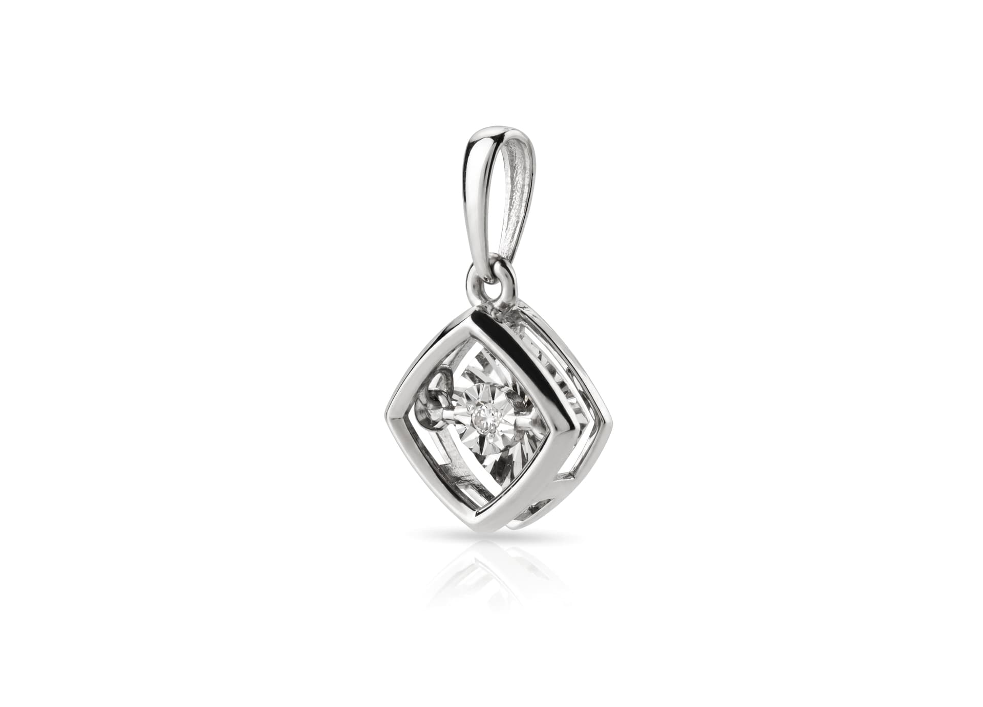 Подвеска из золота 585 с бриллиантами