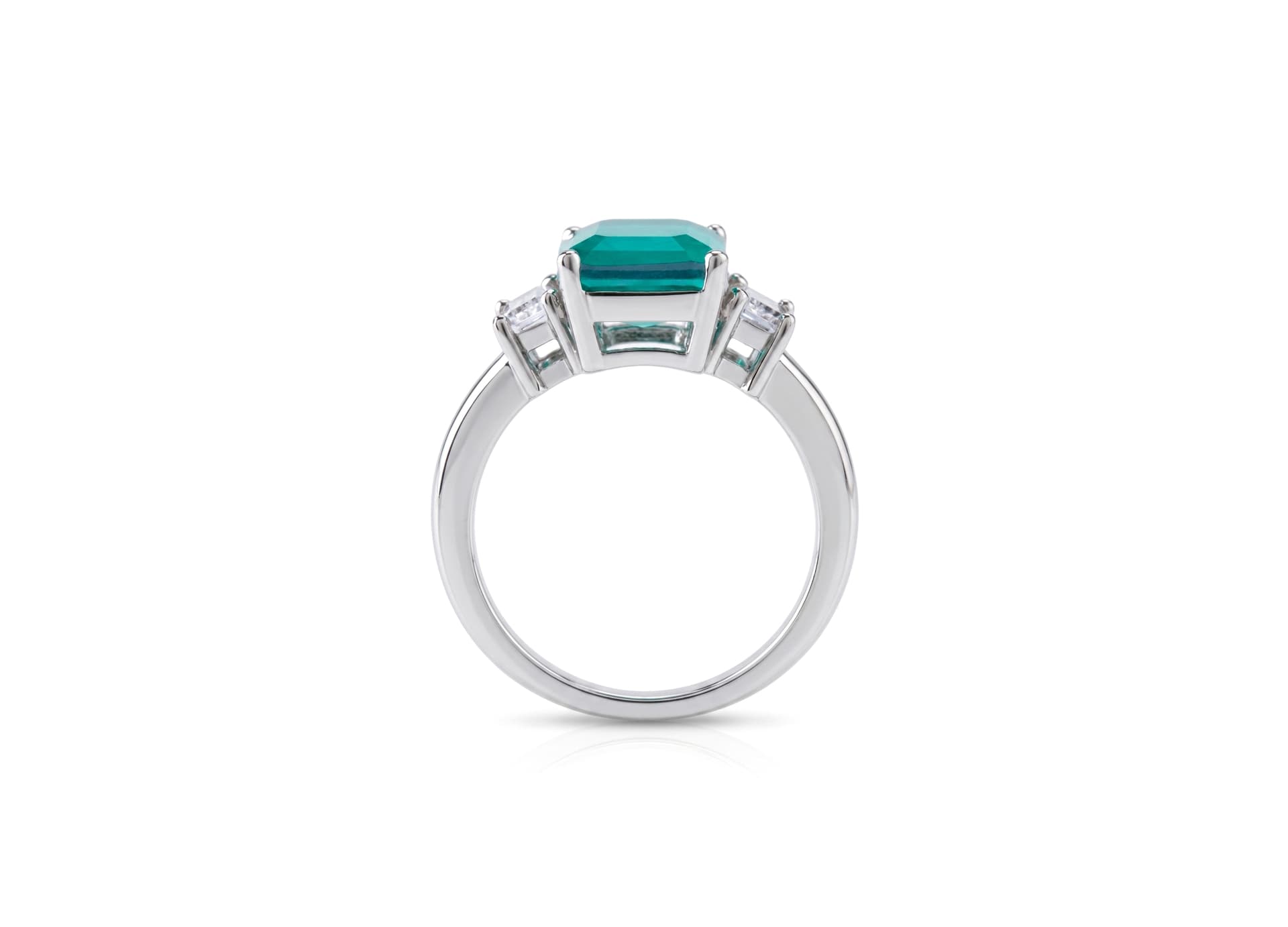 Кольцо из серебра 925 с кубическим цирконием