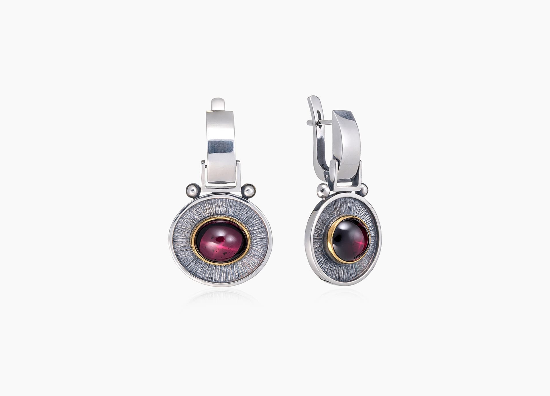 Серьги из серебра 925 с гранатами