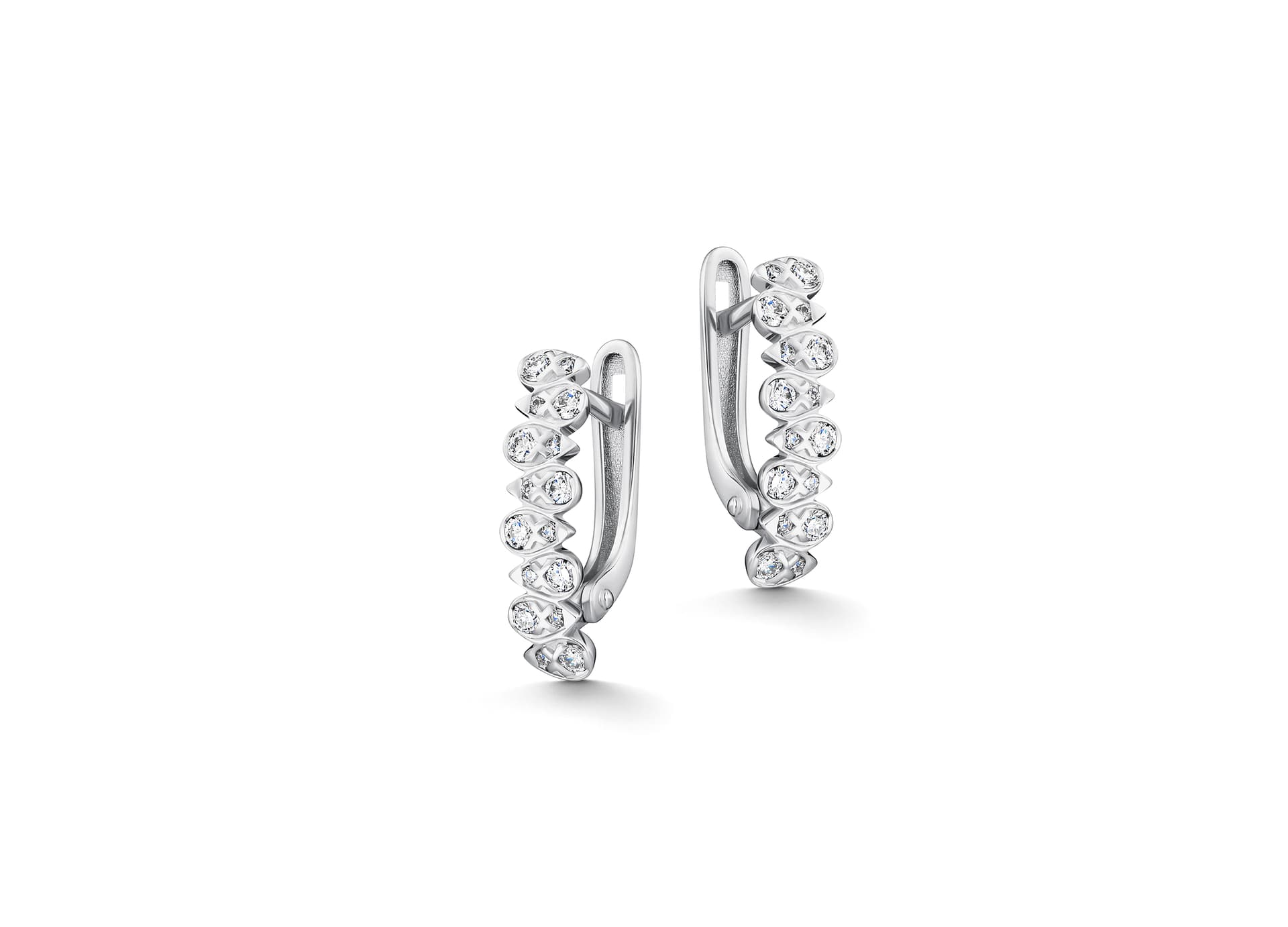 Серьги из золота 585 с бриллиантами