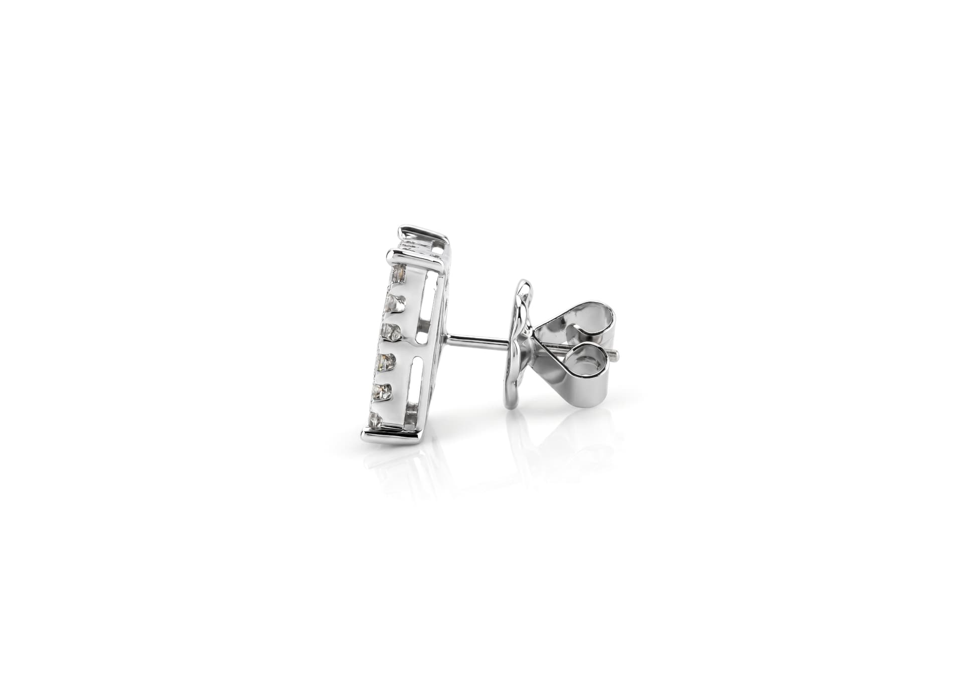 Серьги из золота 585 с бриллиантами