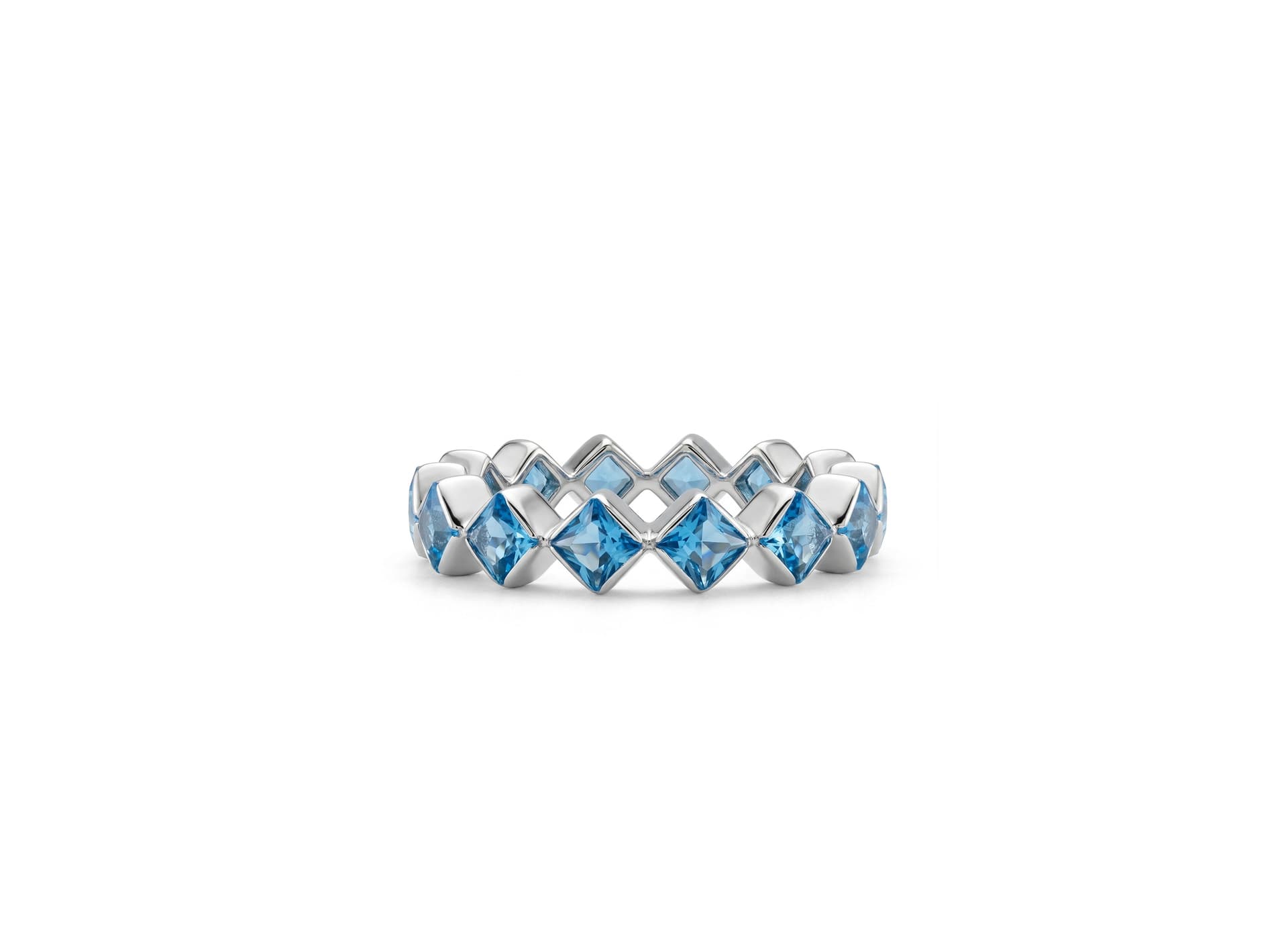 Кольцо из серебра 925