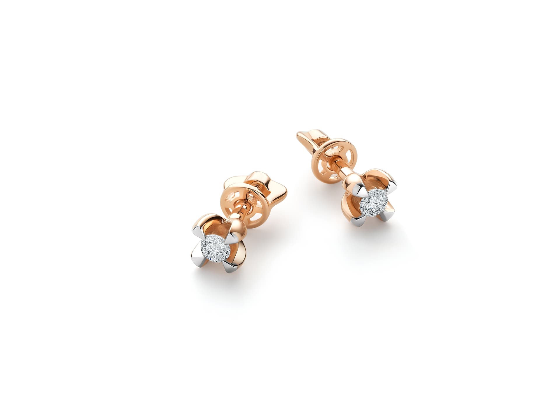 Серьги из золота 585 с бриллиантами