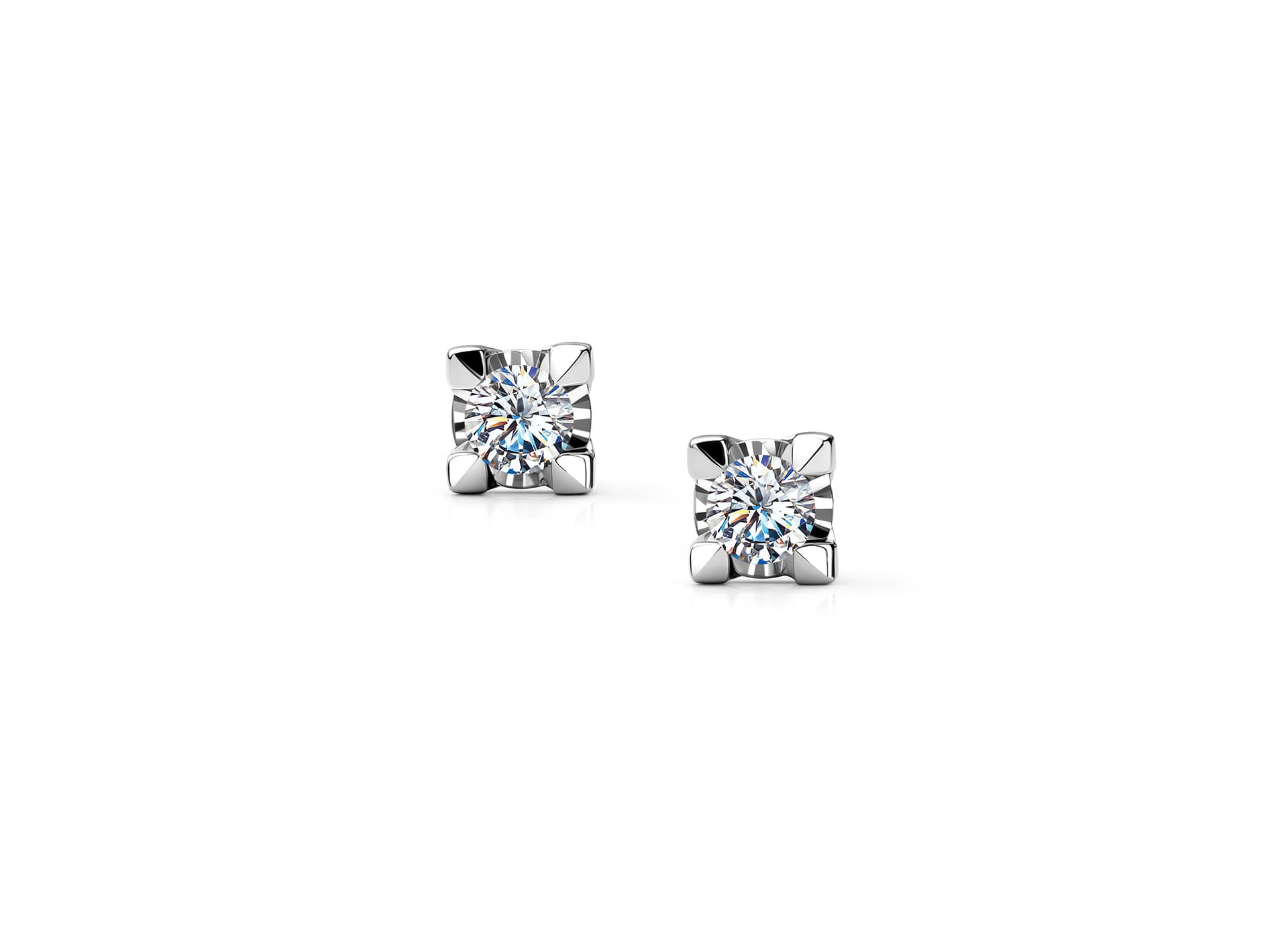 Серьги из золота 585 с бриллиантами