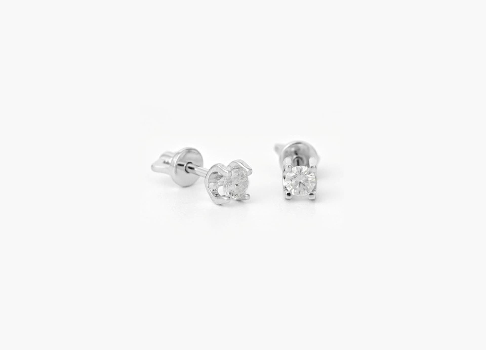 Серьги из серебра 925 с выращенными бриллиантами