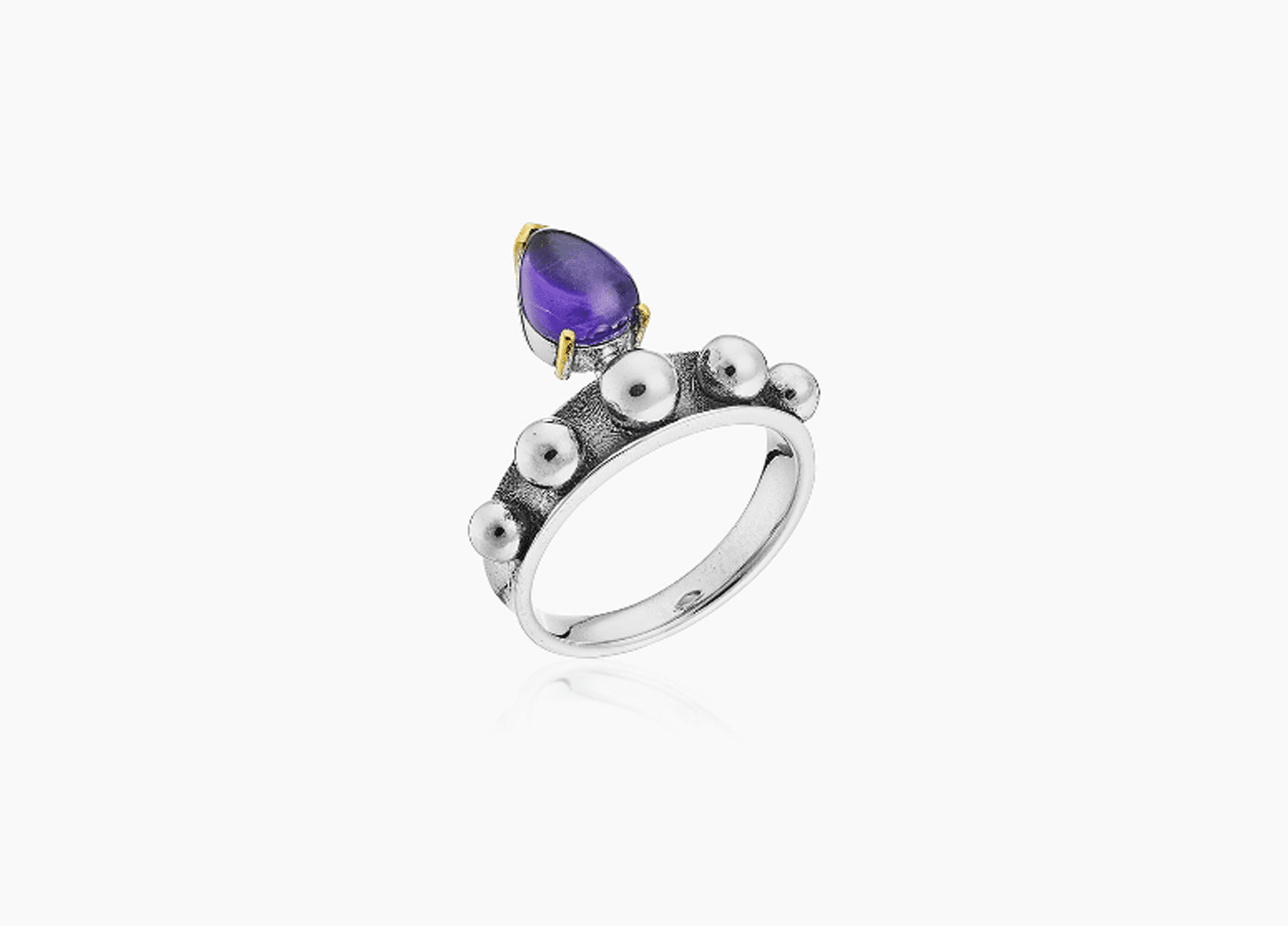 Кольцо из серебра 925 с аметистами